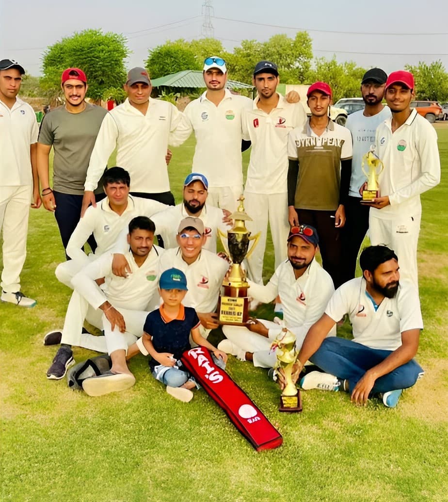 Cricket at S R Sports Academy